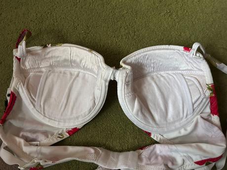 2x podprsenka veľ. 75, 75b