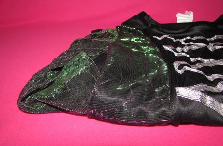 Kostým s pavučinami, 