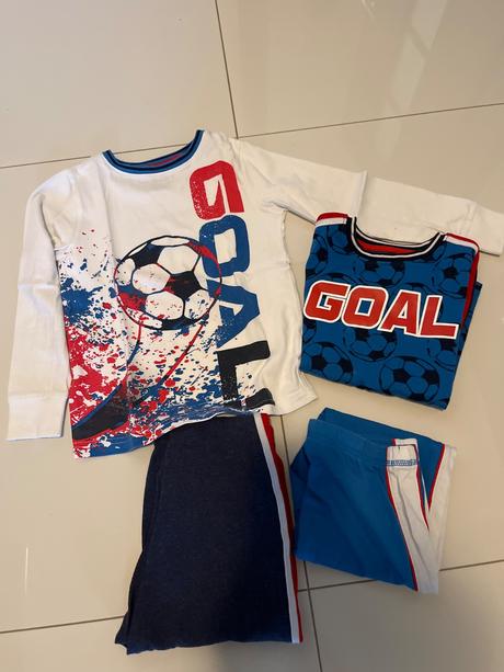 Pyžamo č. 110, next,110