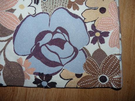 Kvetove kratke, zara,m