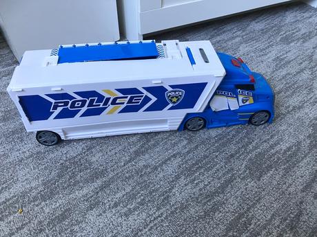 Rozkladacie policajné auto, 