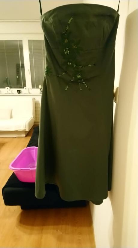 Elegantné šaty, 36
