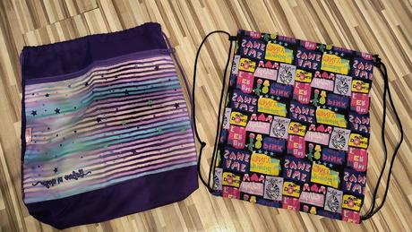 Pekný školský batoh + vrecúška, 