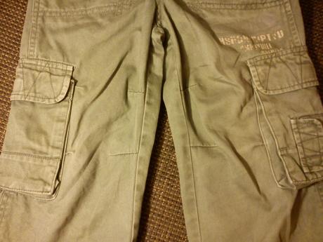 Zelené športové nohavice, 104