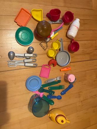 Riady + jedlo na hranie,