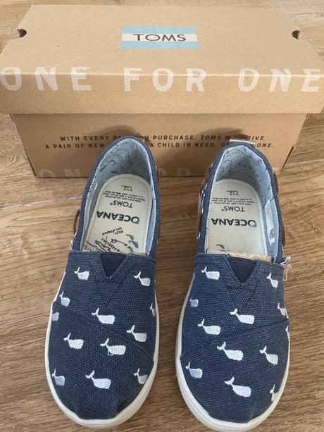 Toms topanky c 30 nepouzite, 30