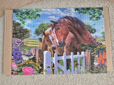 King riverside horses at the gate puzzle 1000,