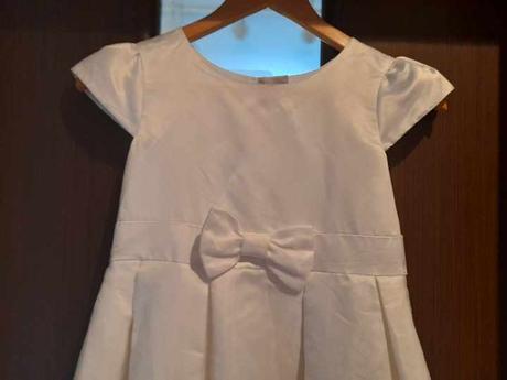 Šaty na prijímanie, 140