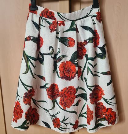 Áčková sukňa, 36