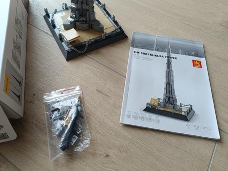 Lego the burj khalifa tower,