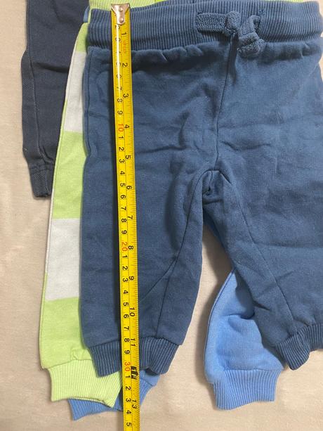 Tepláky a nohavice 68, sinsay,68