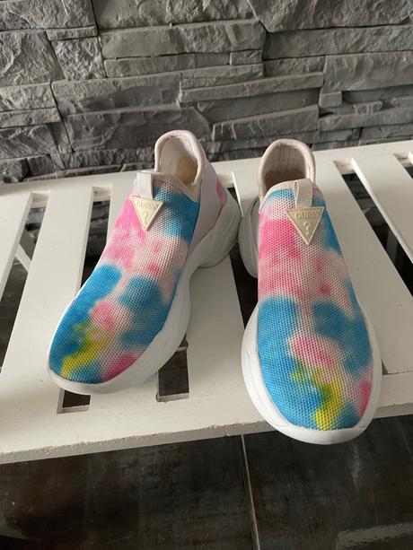 Guess v36-37, guess,37