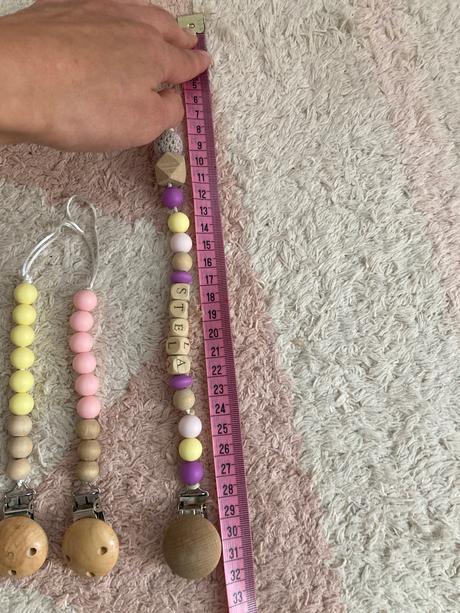 Klipy/retiazky na cumlík, mushie