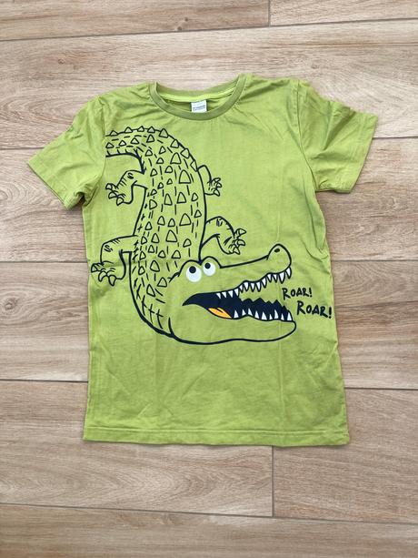 Nenosené tričko, 146