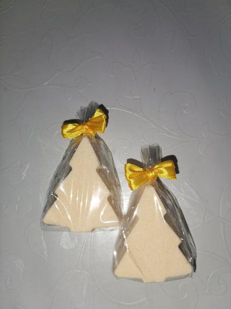 Šumivé bomby do kúpeľa - mix farebny stromcek,