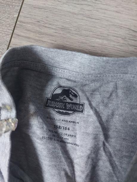 Jurassic world tricko, 158