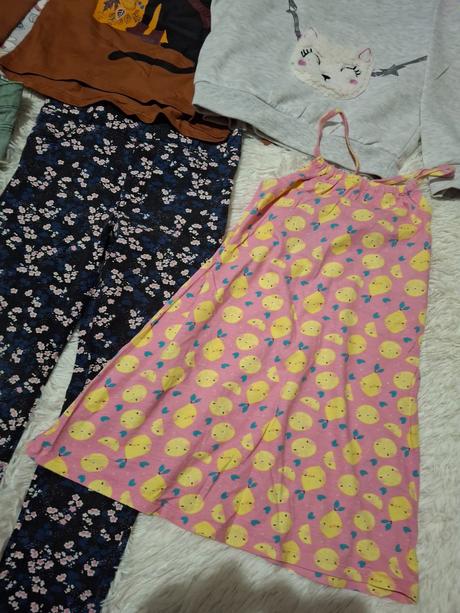 Dievčenské oblečenie, 122–134