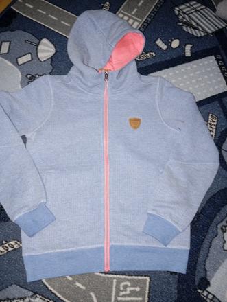 Hrubšia mikina, 146