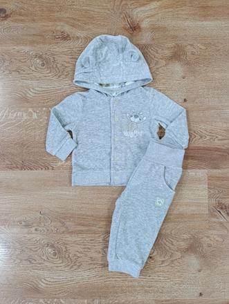 Velúrová súprava, 74