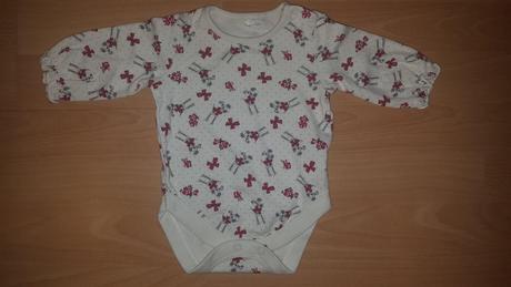 Body s mašličkami, 68