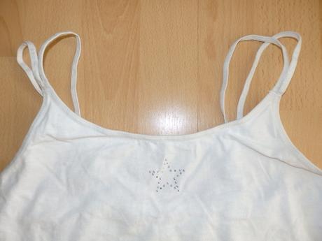 Biele dievcenske tielko, 152