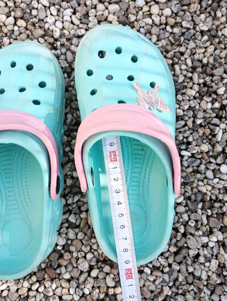 Tyrkysové "crocsy", 31