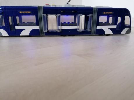 Trolejbus so zvukmi a svetlom, 