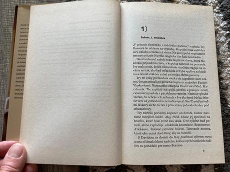 Nikdy neklam (2010),