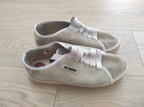 Raz vzaté love moschino, 38