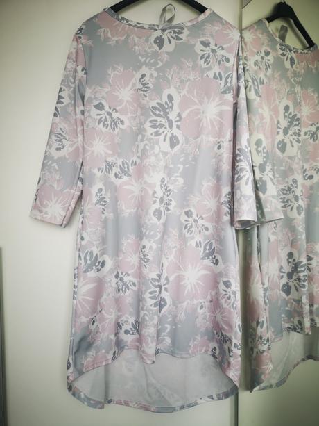 Kvietkove saty alebo tunika, 