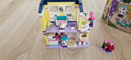 Lego friends 41427 - emma a jej obchod s módnymi d,