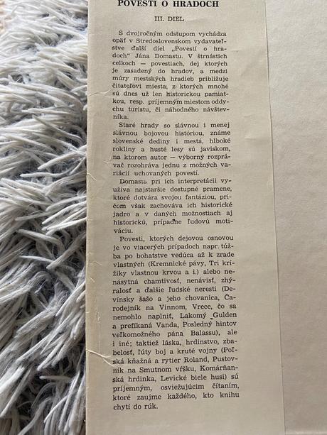 Krásna stará retro kniha povesti o hradoch 1971,