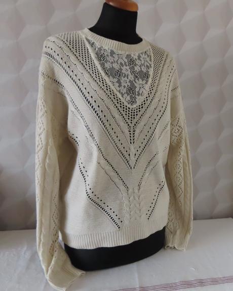 Pulover s čipkou veľ. m/l, m