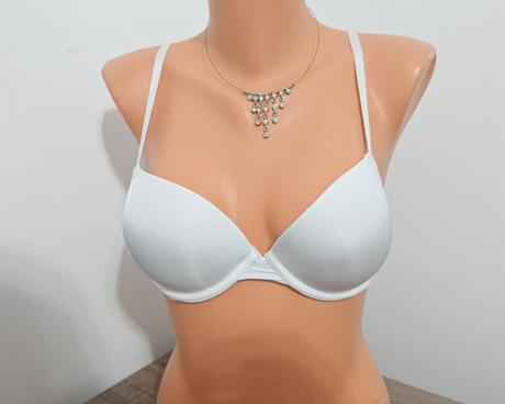 Snehovobiela krasna push up-70 a 75 b, m / s