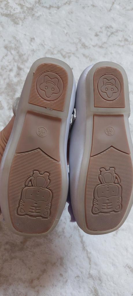 Balerínky s krásnou mašľou, 27