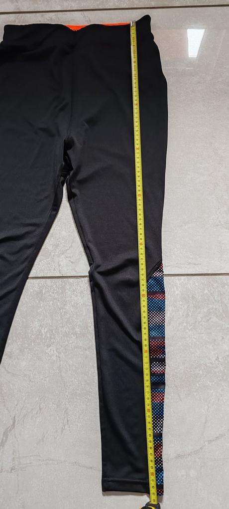 Športove leginy, 158