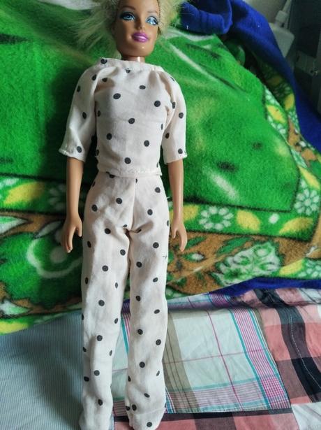 Oblečenie pre barbie,