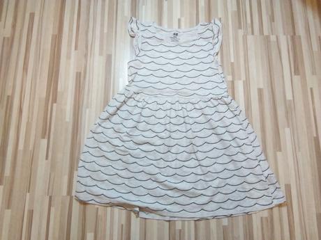 Šaty s trblietkami a vlnkami, h&m,110