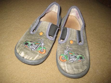 Papuče, kornecki,27