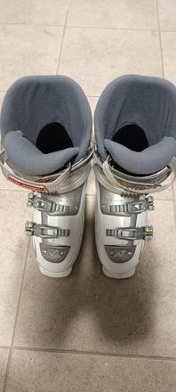 Lyziarky 260-265, nordica,40