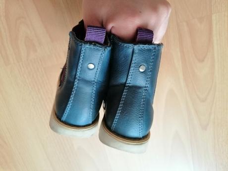 Kožené čižmičky, 22