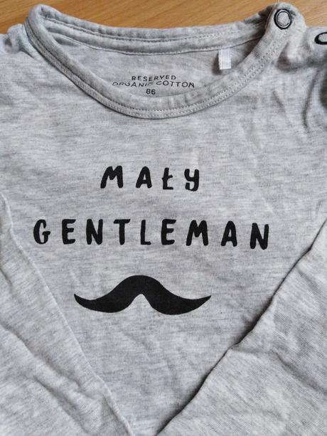 Body s nápisom malý gentleman, reserved,86