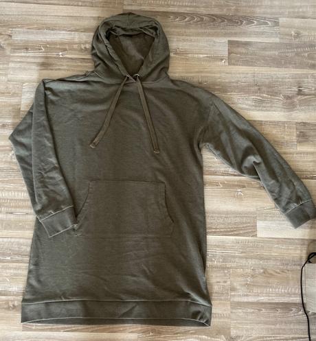 Krásna dlhšia  mikina, 40