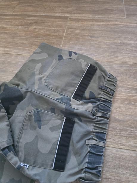 Maskáčové nohavice č.152, 152