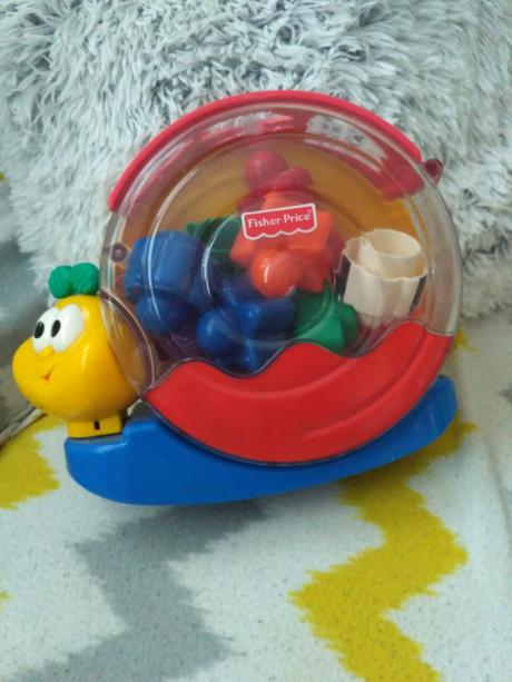 Slimák fischer price, 