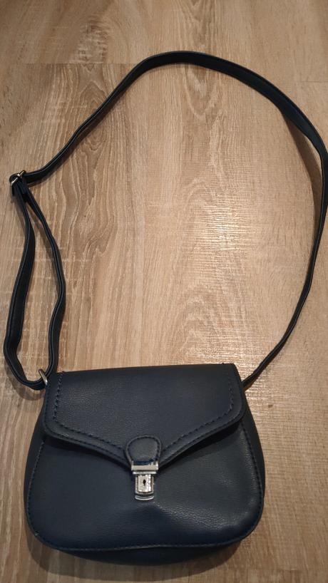 Koženková kabelka crossbody, 