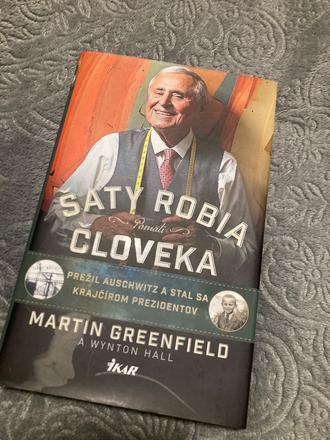 Kniha šaty robia človeka,