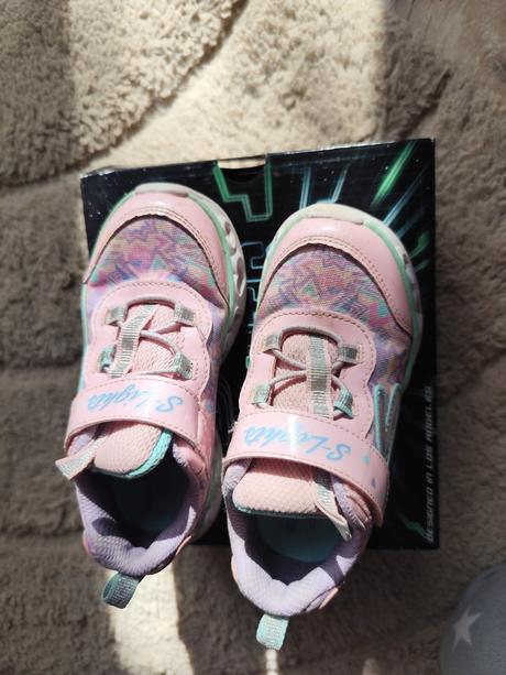 Skechers blikajúce topanky, skechers,25