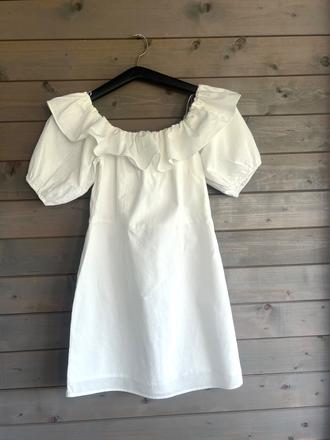 Čarovné ľanové šaty v maslovej bielej, h&m,m