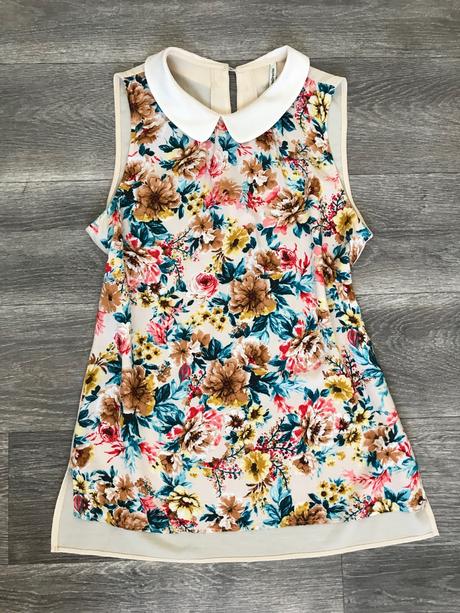 Ľahunká príjemná blúzka, s